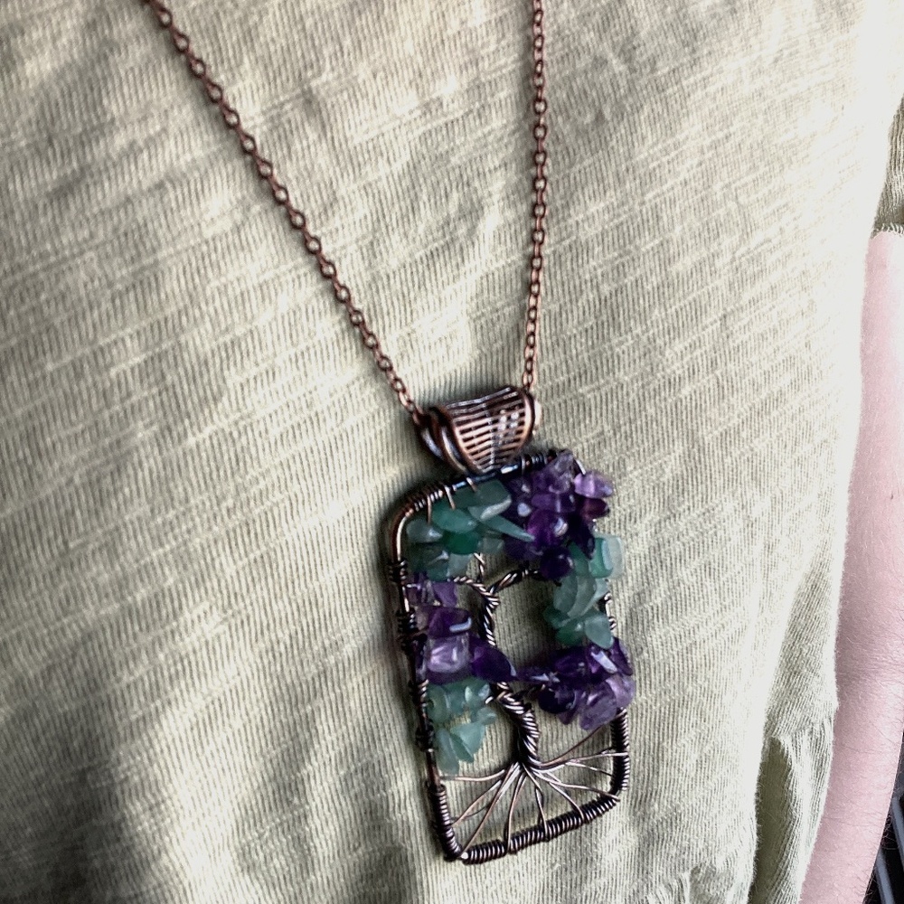 Tree Of Life Natural Amethyst and Aventurine Stone Chip Necklace 19.5” Chain